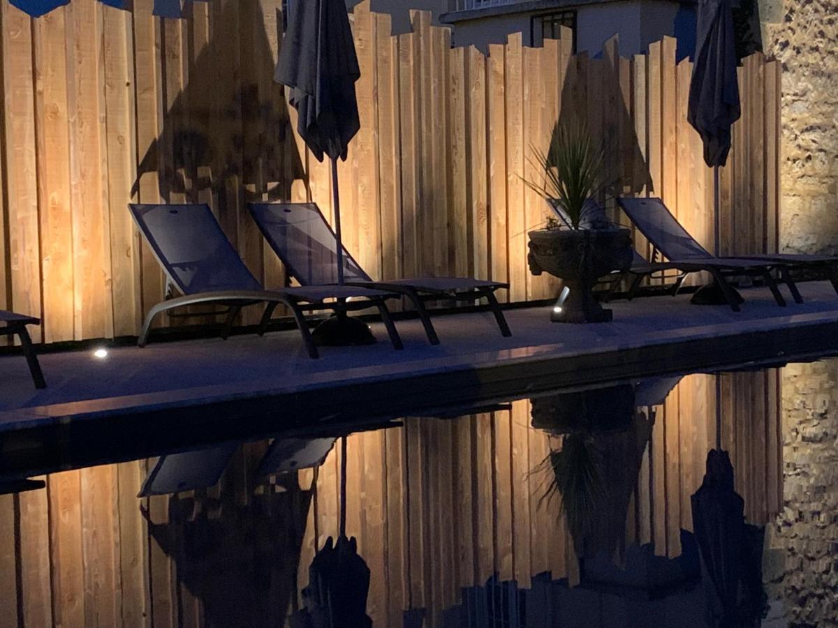 La Villa du 15: Chambres Indépendantes avec Piscine Chauffée Les Eyzies Exterior photo