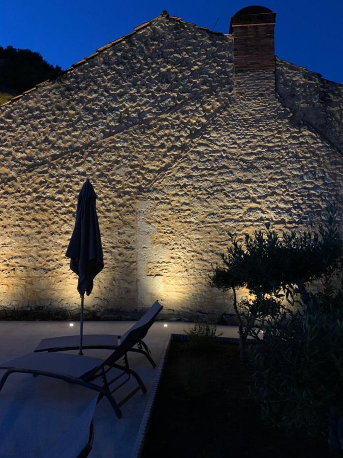 La Villa du 15: Chambres Indépendantes avec Piscine Chauffée Les Eyzies Exterior photo