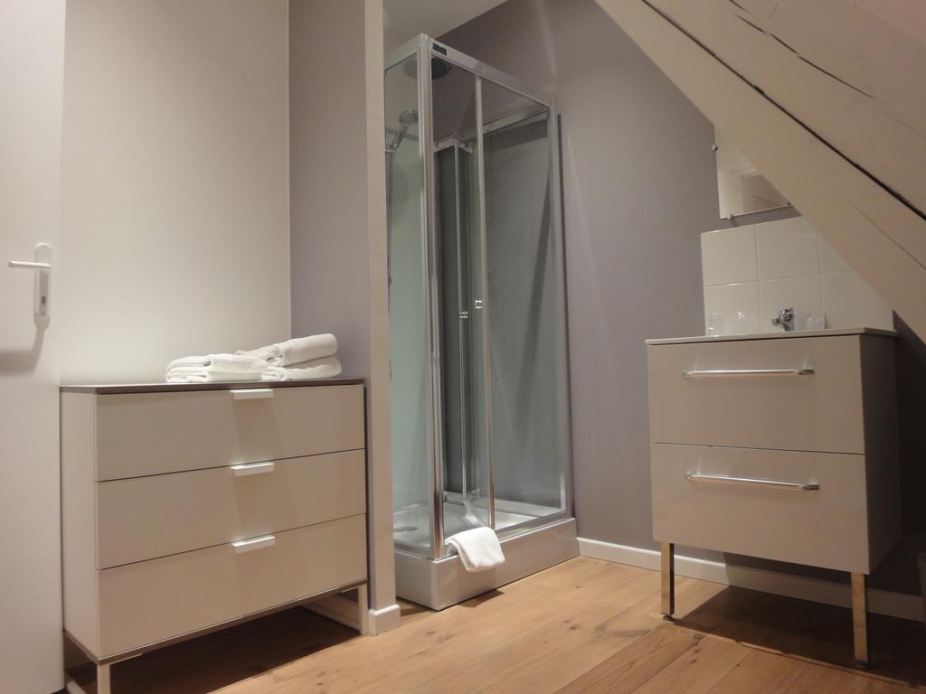 La Villa du 15: Chambres Indépendantes avec Piscine Chauffée Les Eyzies Room photo